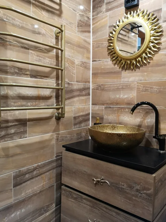 Уютный этаж с видом на сад и внутренним двориком