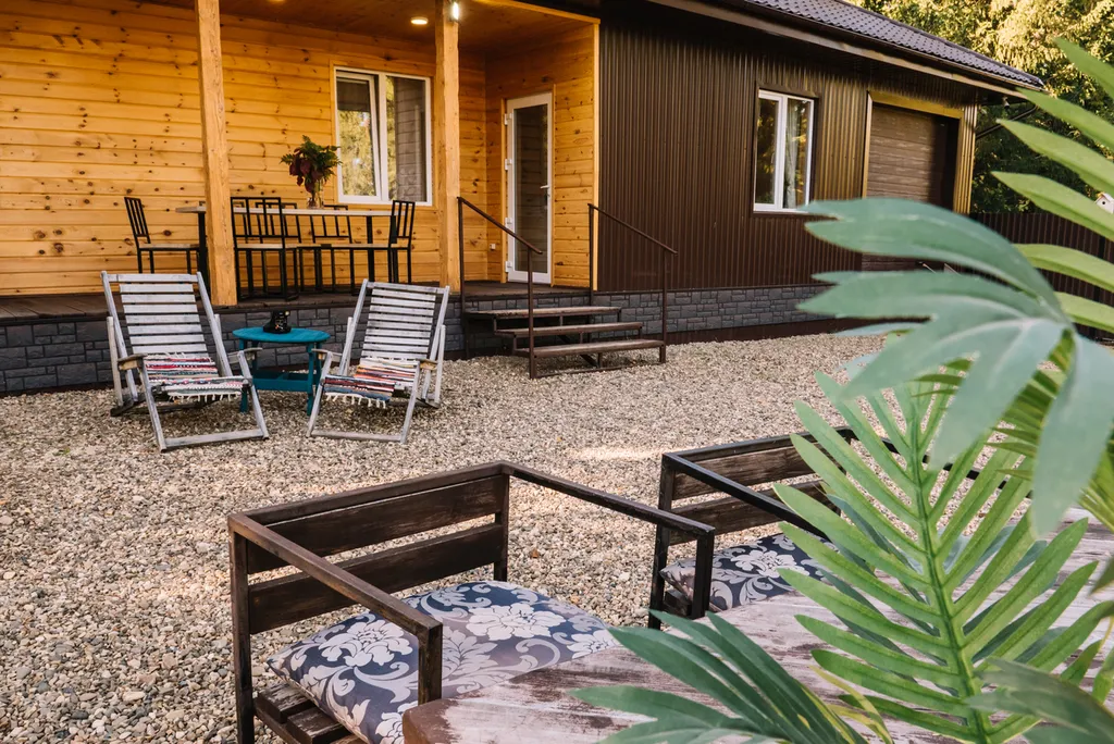 Дом с баней на берегу залива реки Чусовая База Отдыха