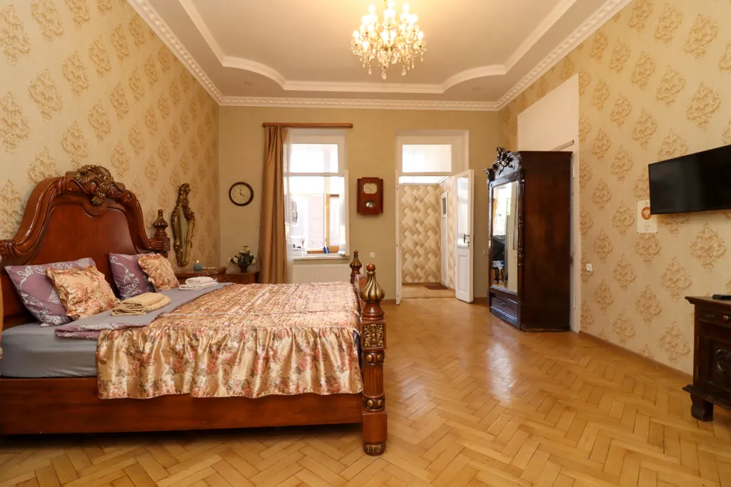 Винтажная квартира с 1 спальней в Старом Тбилиси