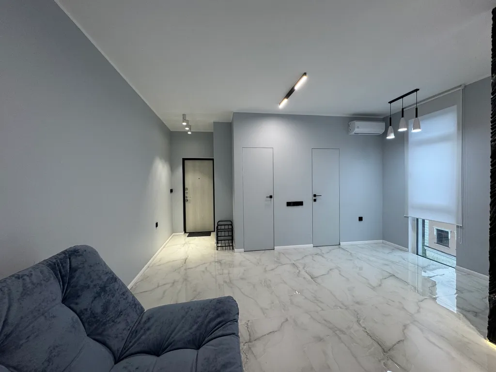 Прекрасная квартира с новым ремонтом, ни кто не жил