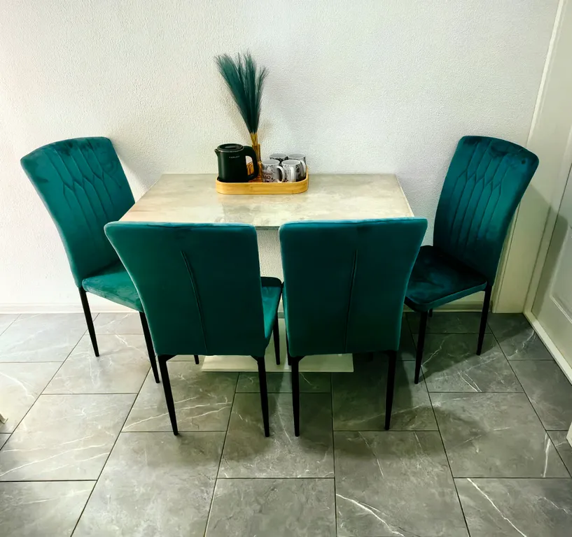 Квартира Двухкомнатные апарты с изолированными комнатами/кухня/стиралка/балконы — Судак