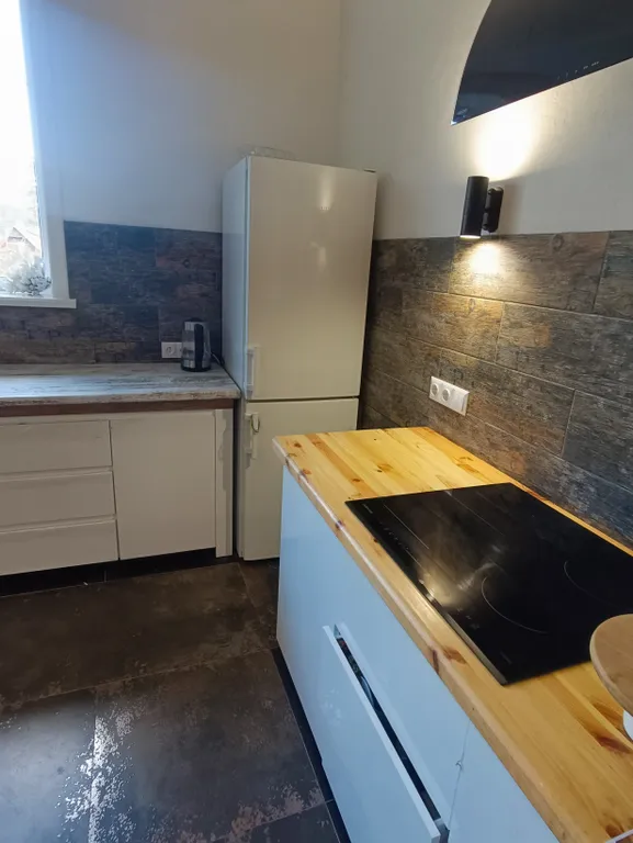 Новый уютный коттедж в черте города