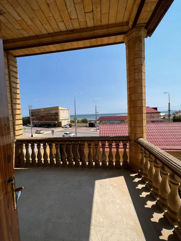 Дом с видом на море