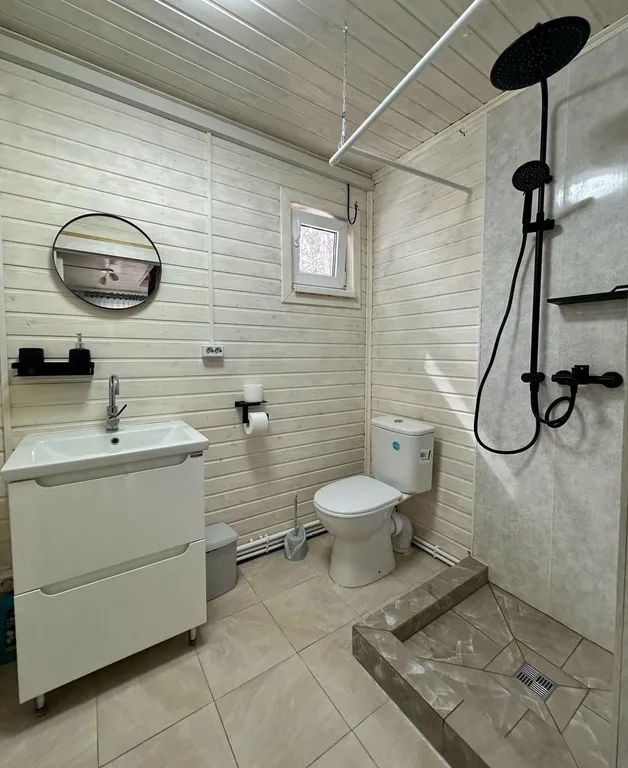 Большой коттедж