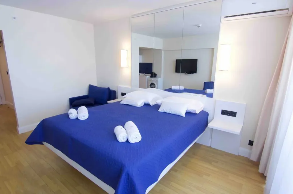 Orbi city view 43-35