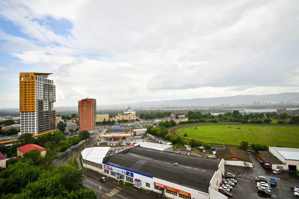 Квартира Квартира Уютный дом возле Краевой Больницы с видом на горы и Енисей — Красноярск