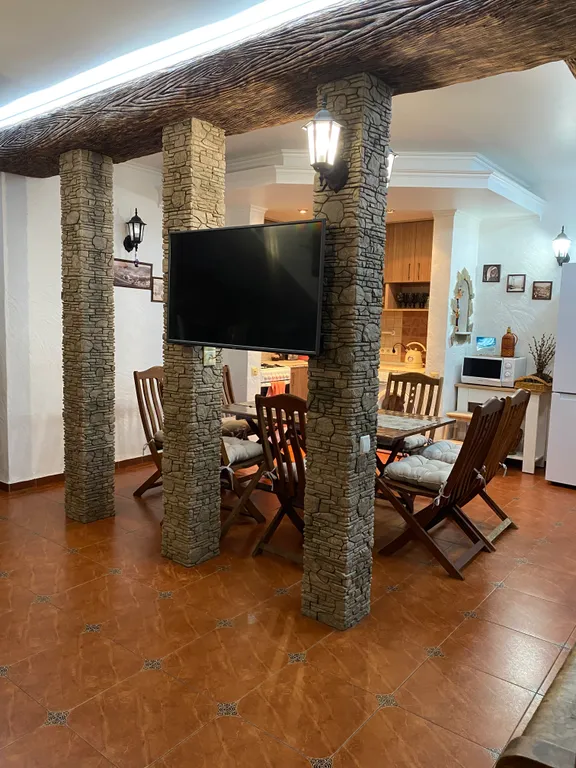 4-комнатный дом в 70 метрах от черного моря