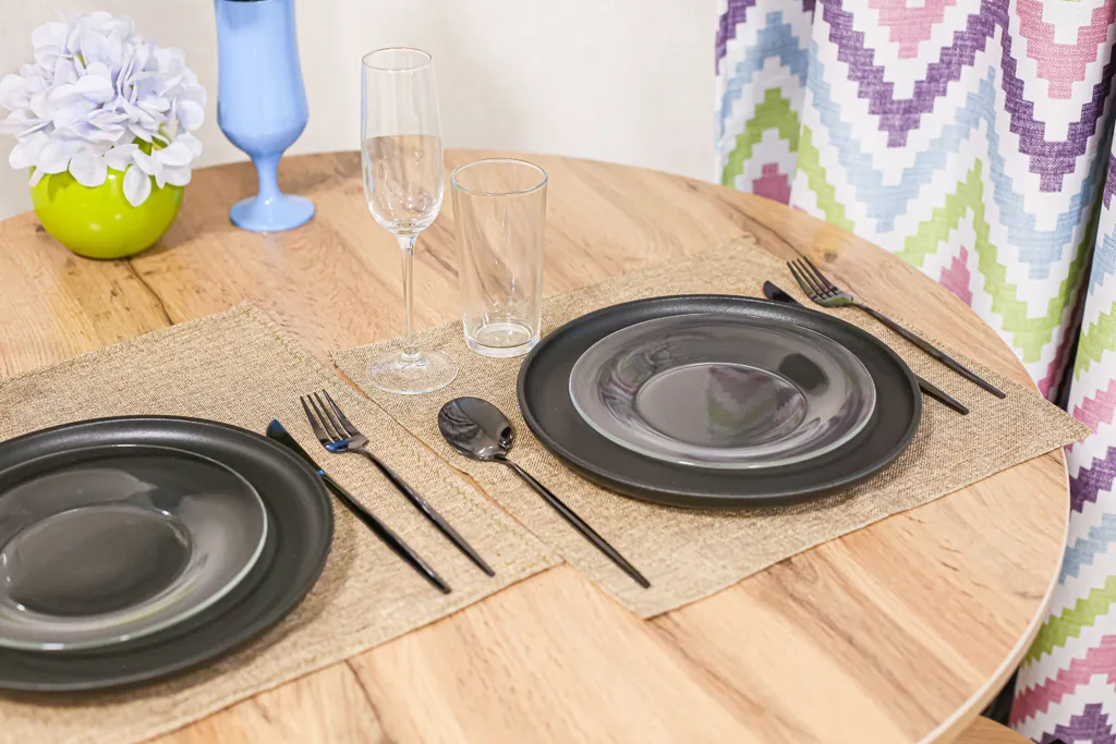 SunSet студия Цветной лев