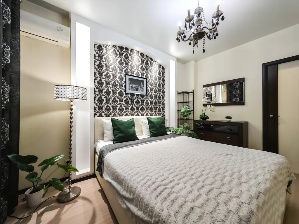 Strawberry Hills Sutki Life