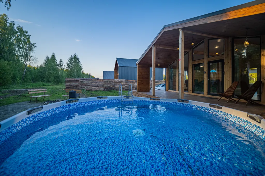 Уютный дом с баней и бассейном ( Барн 3)