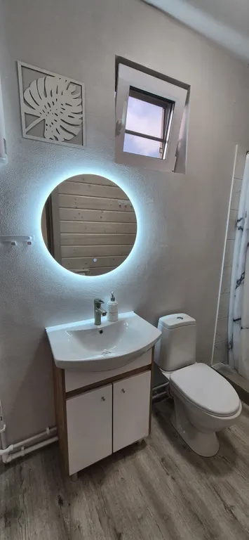 Домик с видом на горы