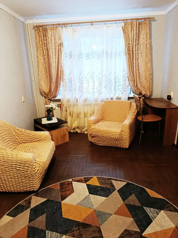 Двушка рядом с ж/д станцией