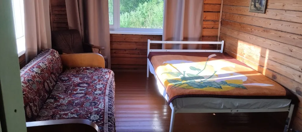 Дом на берегу озера