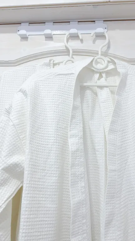 Коттедж Дом с интересным наполнением в Крымской Швейцарии — Орлиное