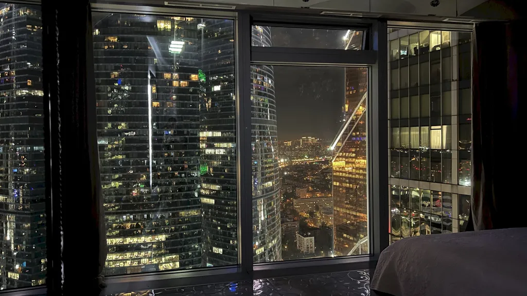 Апартаменты Москва сити с широкой панорамой на башни