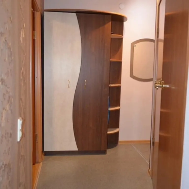 Бюджетная квартира с красивым видом в центре, за кукурузой