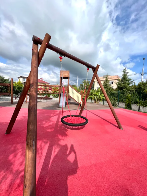 Уютный дом под ключ в элитном районе