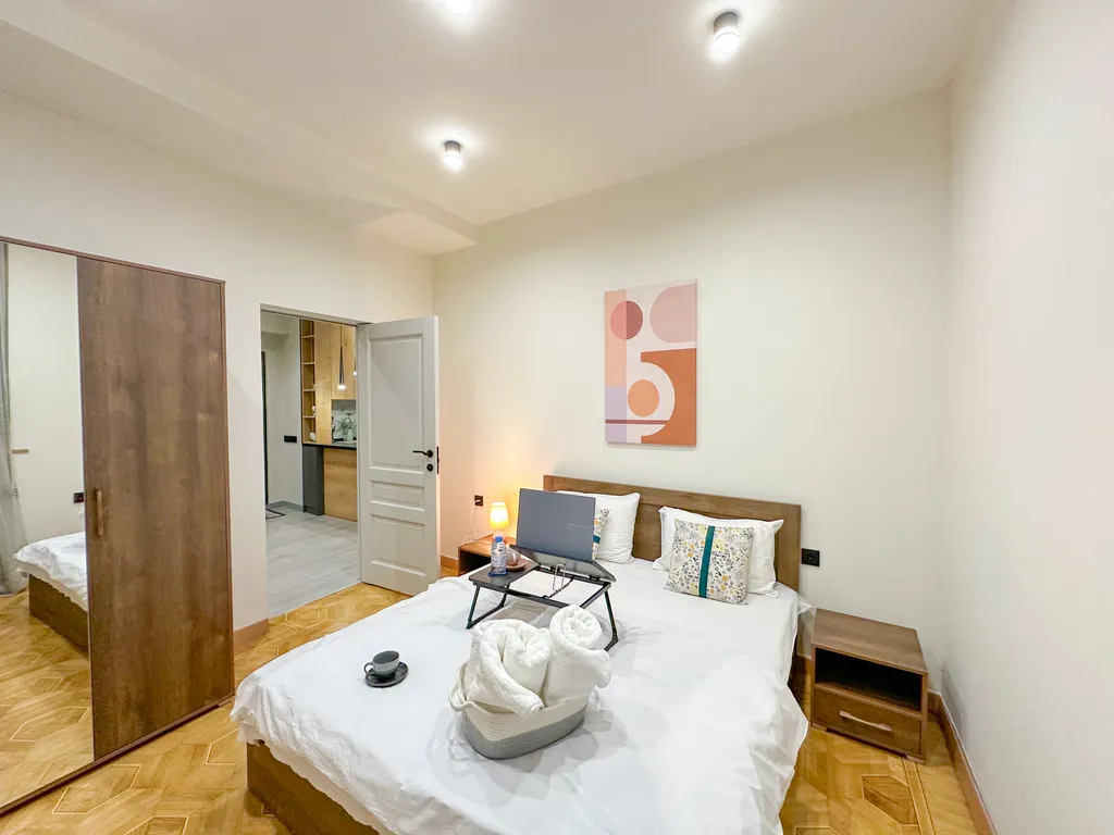 Three-room quiet corner