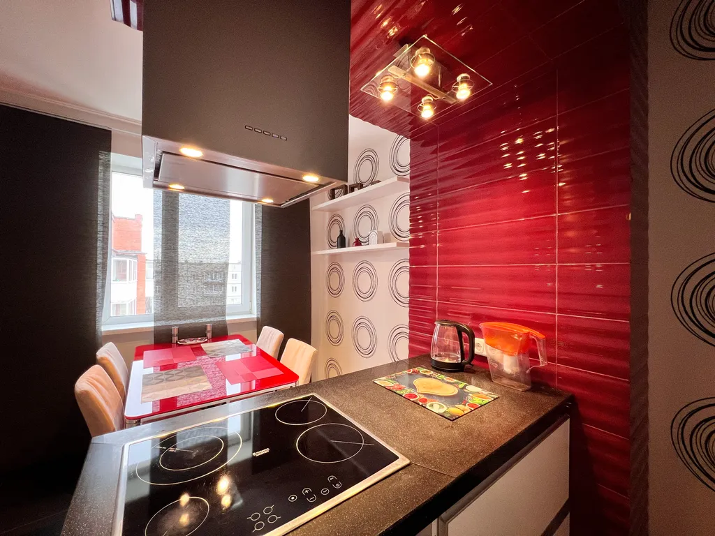 Стильная двухкомнатная квартира с разделенными комнатами в районе ГГМ