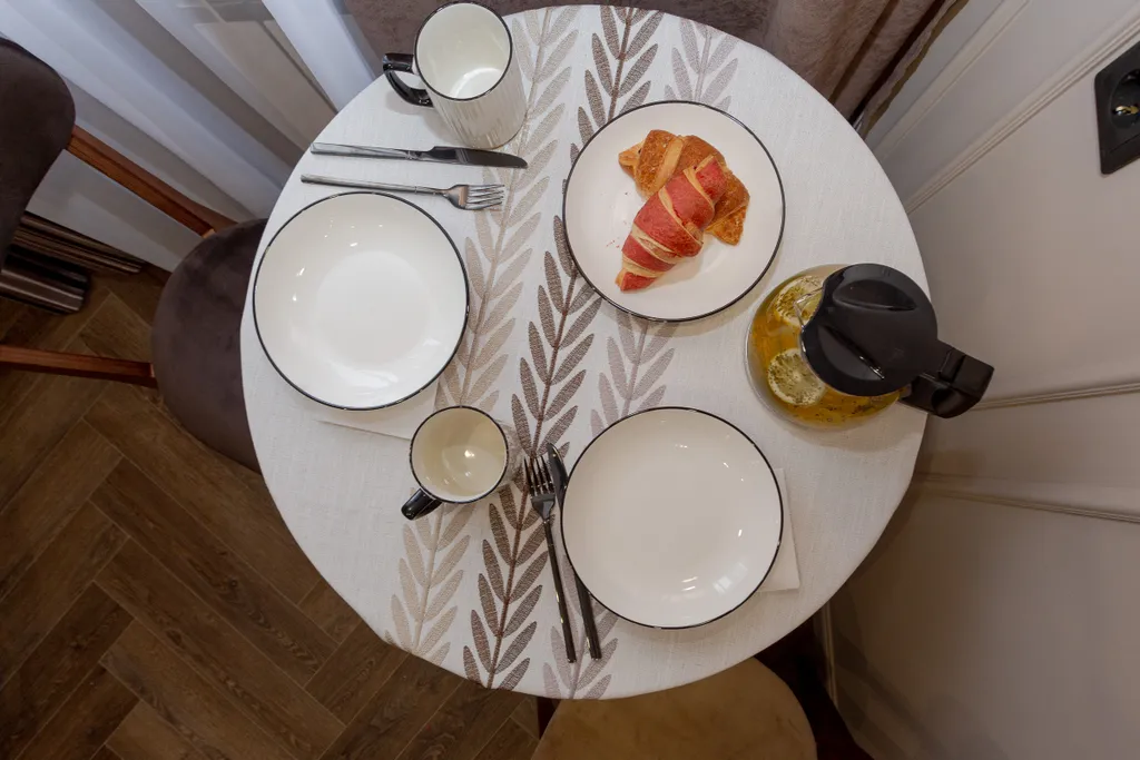 Комфорт-плюс с колонкой Алисой в академгородке