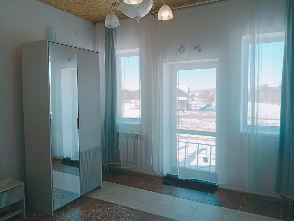 8-комнатный Дом