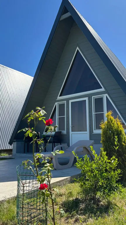 Дом-шалаш с собственной кухней Лдзаа