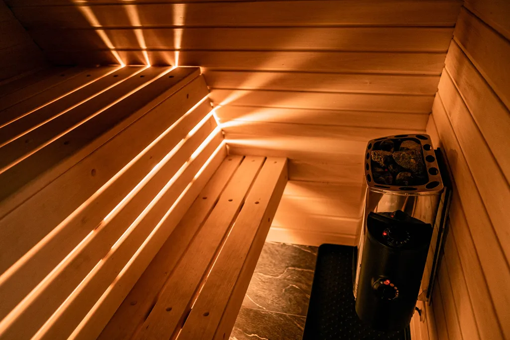 Уютный домик с сауной на берегу реки Dacha Forest