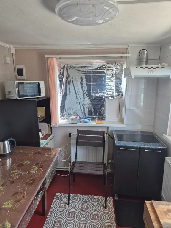 Уютный домик возле Азовского моря в спальном районе