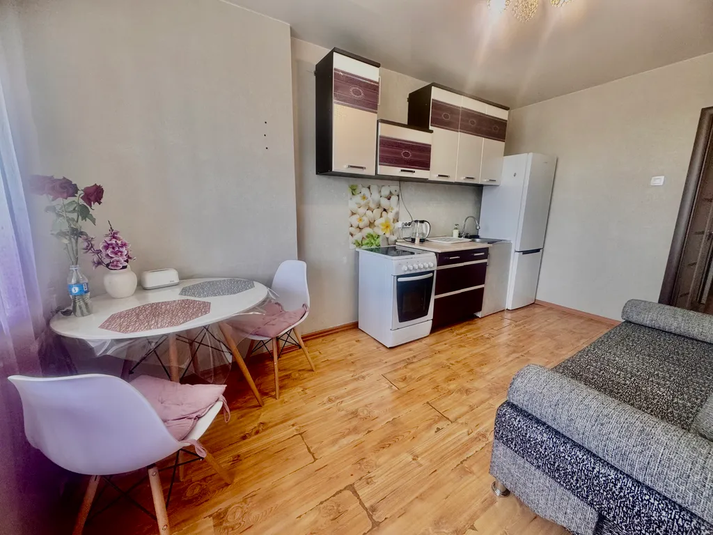 Уютная светлая, теплая квартира в центре города Уссурийска