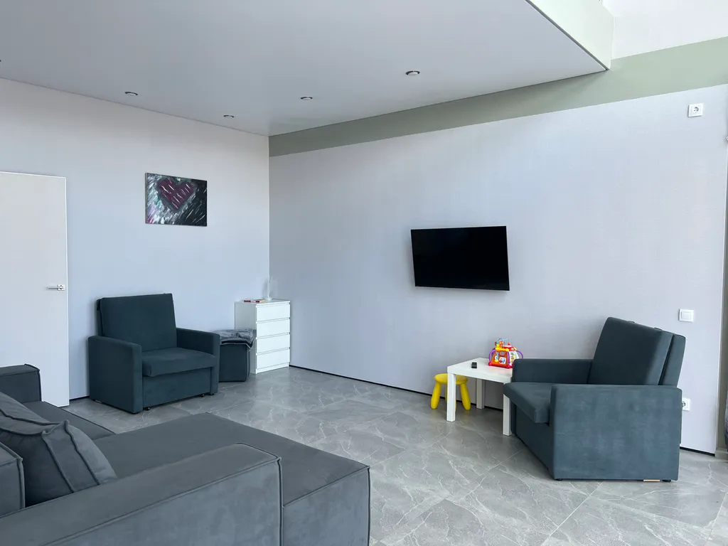 Коттедж Современный классный дом с сауной — Прилесный