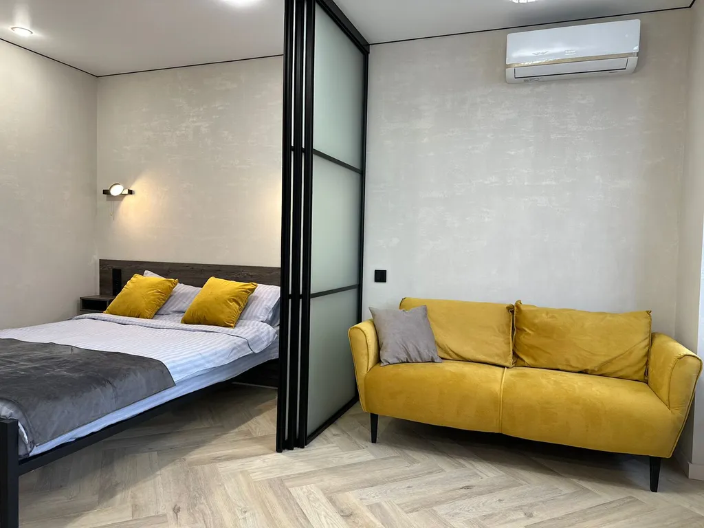 Панорамная роскошь в центре города: новые апартаменты с видом на жизнь