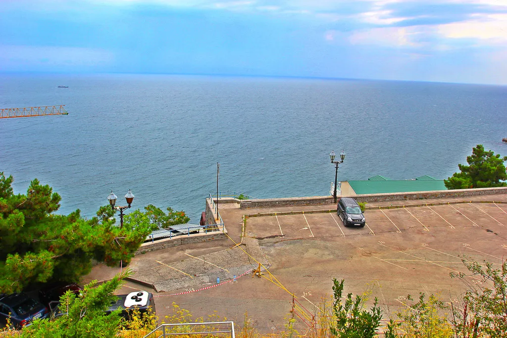 Дом с бассейном