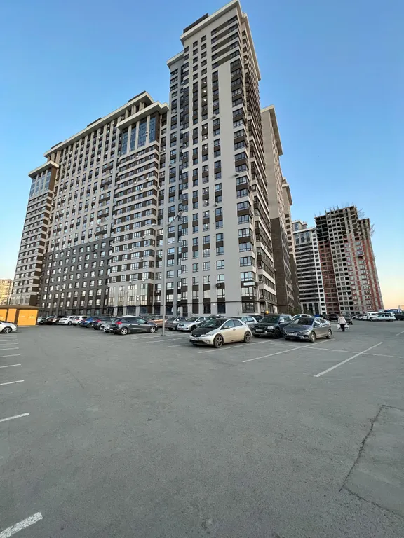 Просторная и стильная евротрёшка в ЖК премиум класса