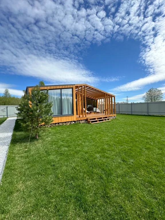 Коттедж Дом с террасой на берегу реки — Логиново