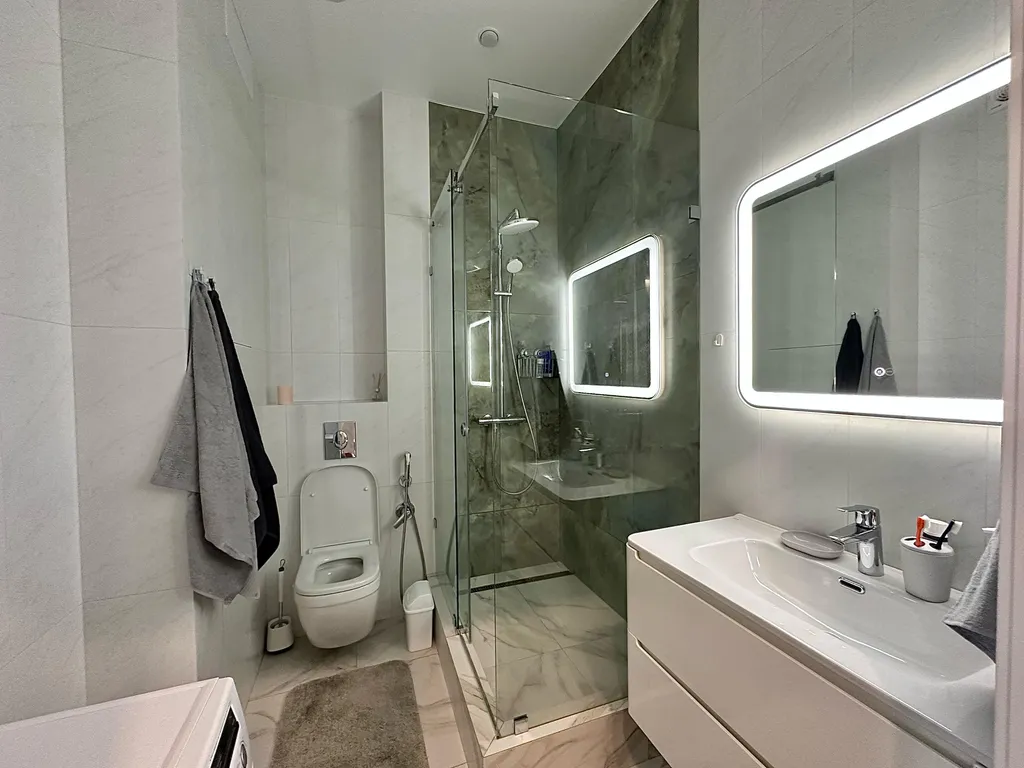 Дизайнерская 2-я квартира