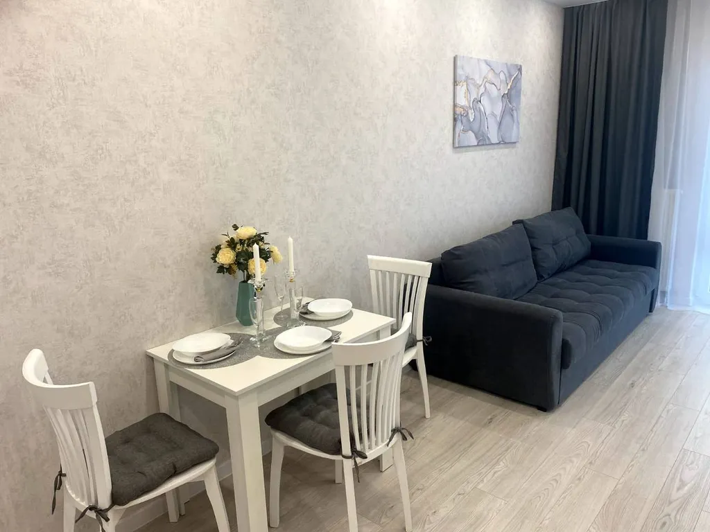 Уютная светлая квартира в расширенном центре.