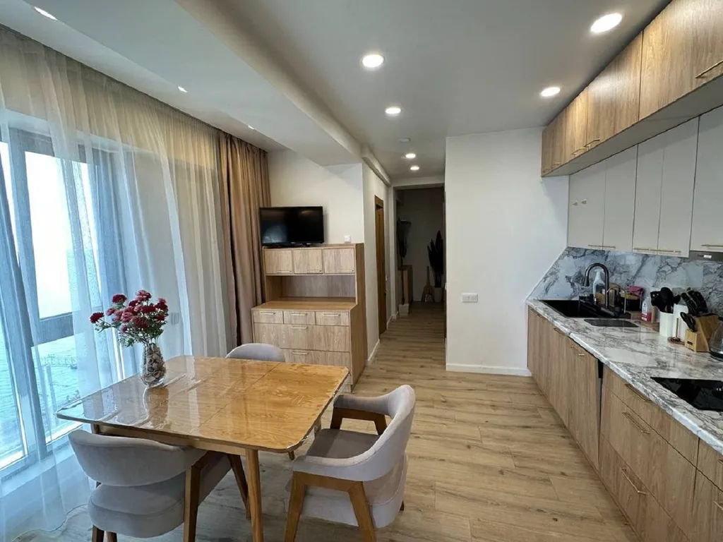 Огромные апартаменты с прямым видом на море и террасой 40 кв. метров