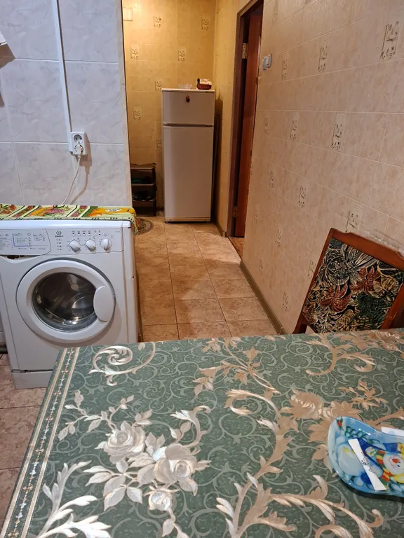 2-комнатная квартира в центре в курортной зоне рядом с санаторием Москва, Виктория