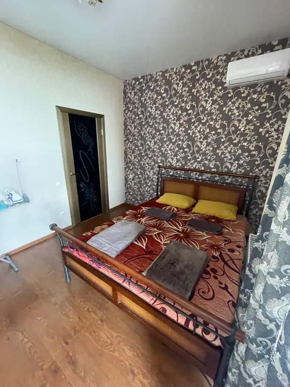 Квартира 2-комнатная Квартира — Геленджик