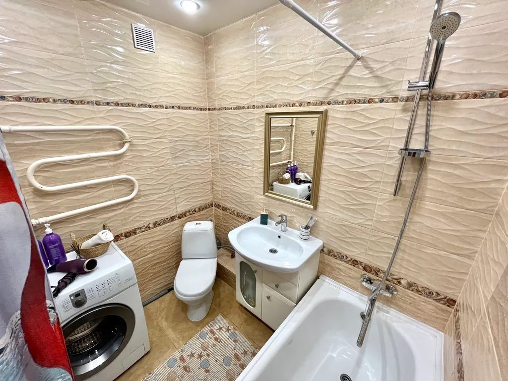 Квартира Уютная, просторная, светлая однокомнатная квартира — Красноярск