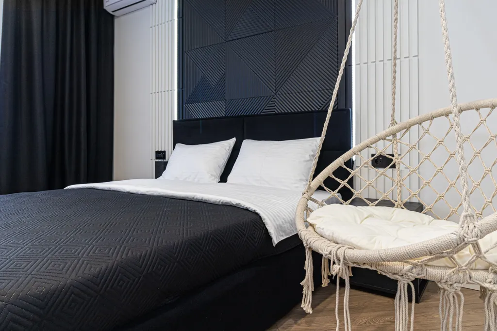 Квартира Светлая квартира с дизайнерским ремонтом Алисой и качелями в спальне — Краснодар