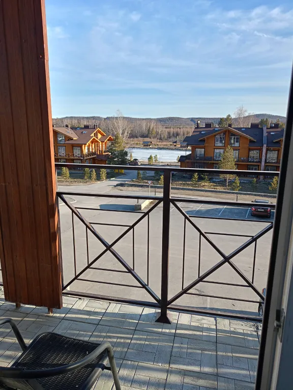 Двухкомнатные апартаменты Солнечная долина с увеличенной кроватью