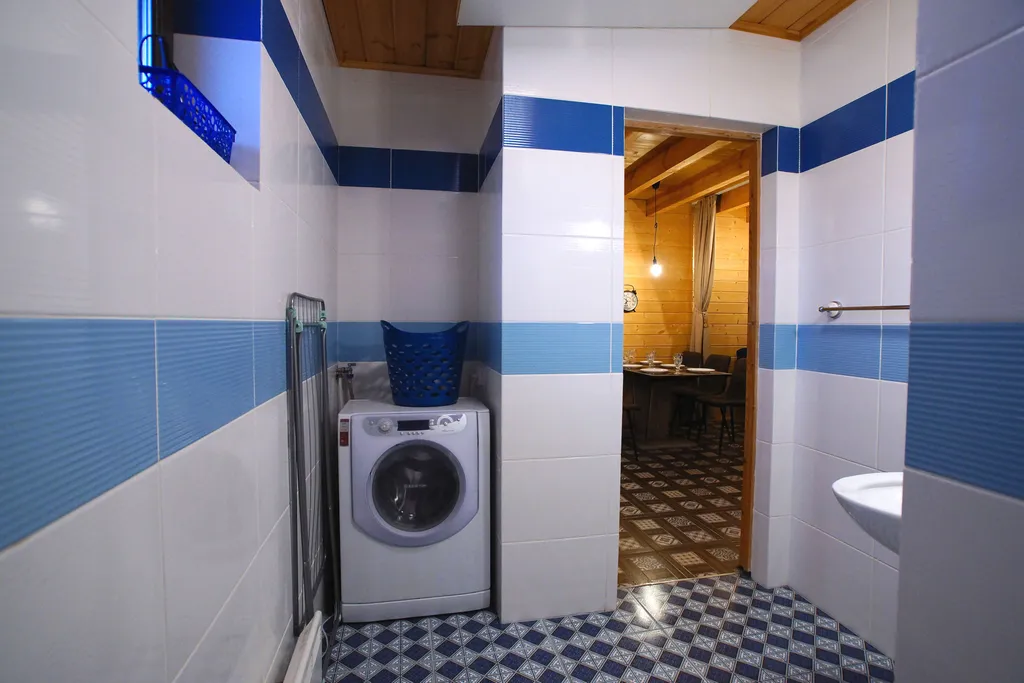 Коттедж Дом с камином, баней-сауной на дровах и купелью — Светлое