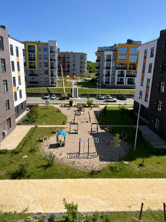 Просторная квартира с новым хорошим ремонтом