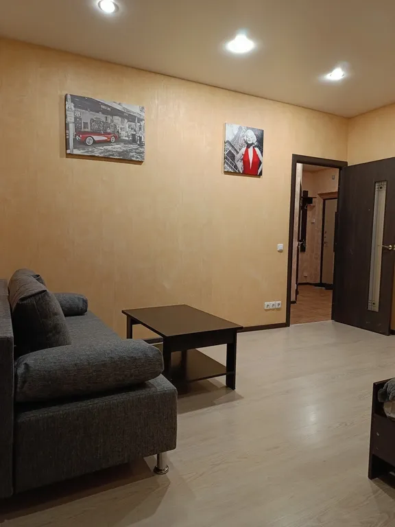 Квартира Чистая квартира в центре города около ж/д вокзала в элитном жк с бесплатной парковкой — Волгоград