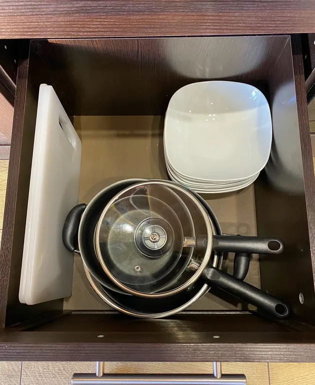 Дом Благодать у пруда с панорамными окнами