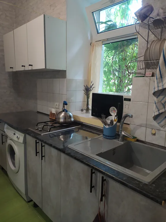 Уютная однокомнатная квартира — аренда посуточно в Ялта