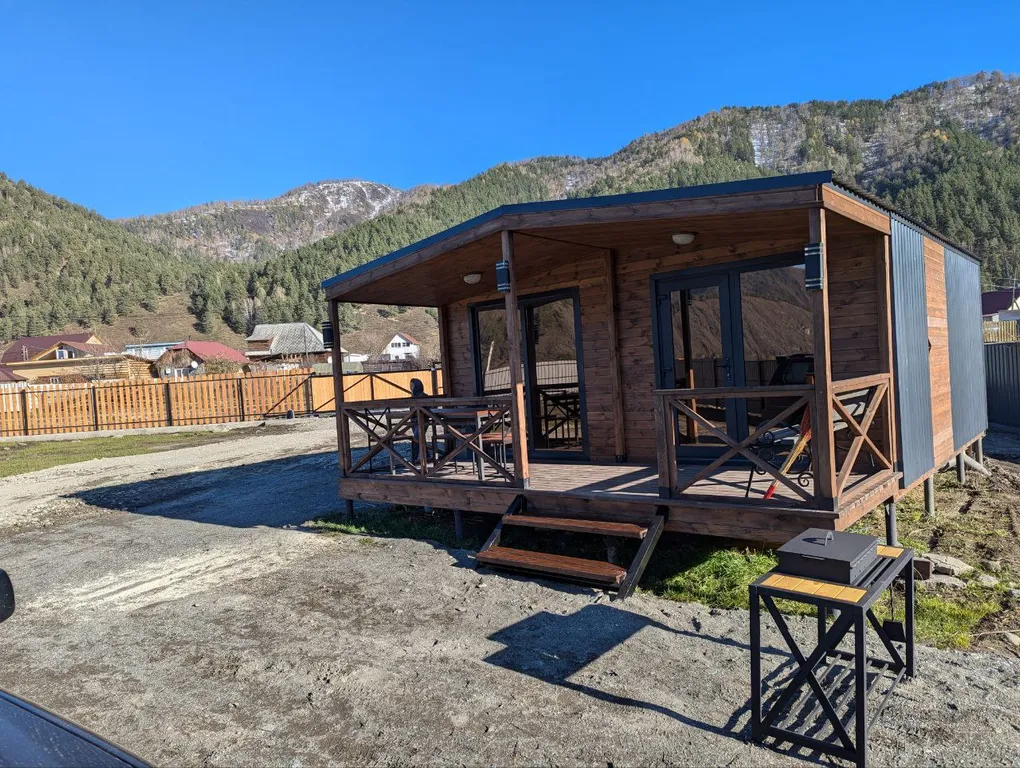 Уютный дом с видом на горы