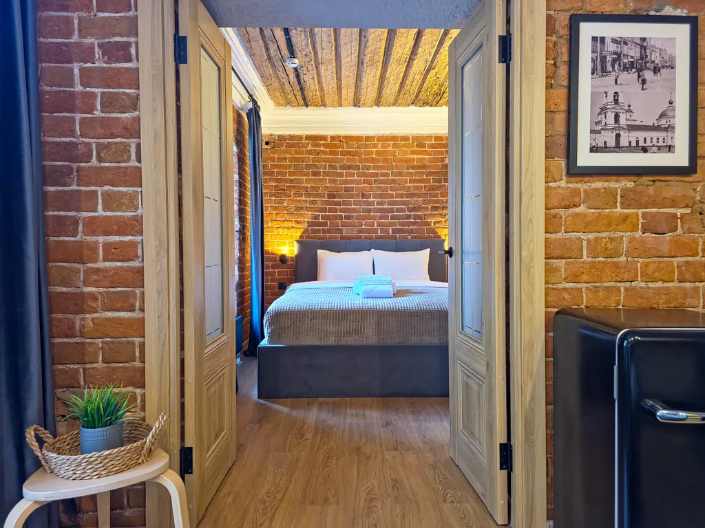 Квартира Двухкомнатный номер с изюминкой в бутик апарт-отеле Дом с гаргульями — аренда посуточно в Ярославль