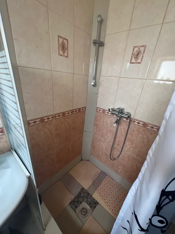 Коттедж Гостевой дом в центре города с беседкой, бильярдом — Новороссийск